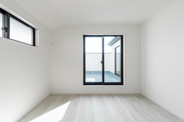 平塚市東真土４丁目の新築一戸建