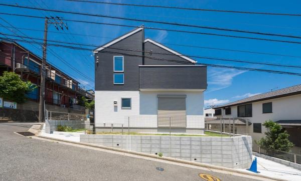 横浜市港南区日野４丁目の新築一戸建