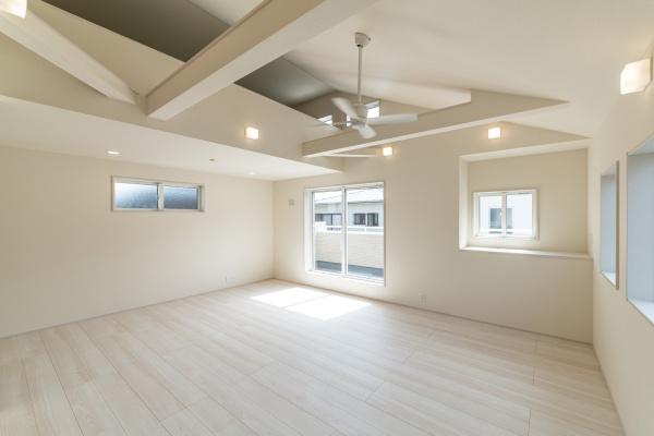 茅ヶ崎市高田１丁目の新築一戸建