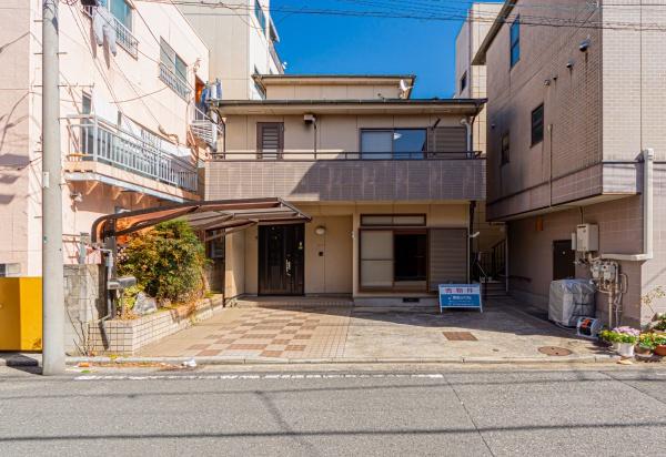 横浜市鶴見区仲通２丁目の中古一戸建