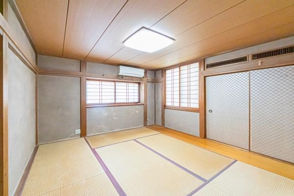 横浜市鶴見区仲通２丁目の中古一戸建て