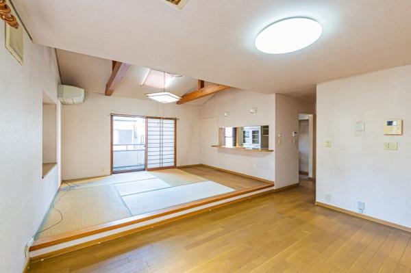 横浜市鶴見区仲通２丁目の中古一戸建て