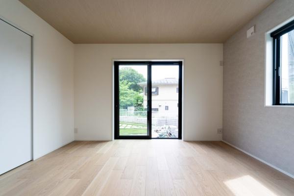 座間市入谷東４丁目の新築一戸建