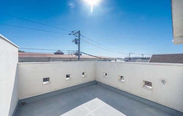 藤沢市片瀬４丁目の中古一戸建