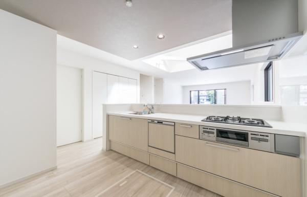 藤沢市鵠沼海岸６丁目の新築一戸建