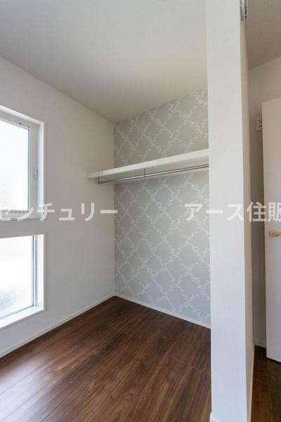 横浜市港南区東永谷3丁目の新築一戸建(収納)