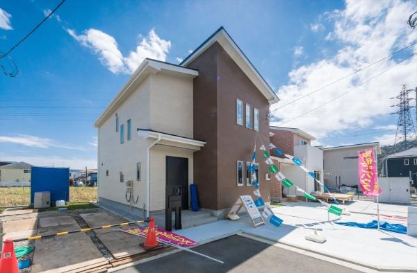 相模原市緑区城山１丁目の新築一戸建