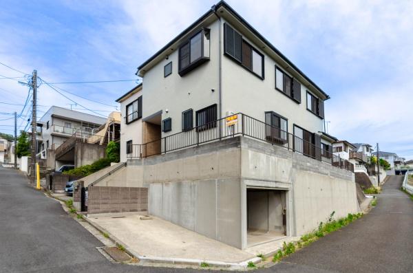 横浜市磯子区森が丘１丁目の中古一戸建