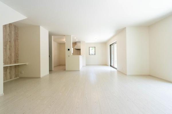 横浜市金沢区六浦南１丁目の新築一戸建