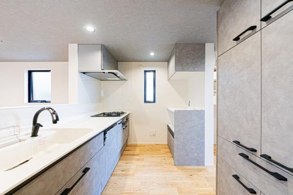 綾瀬市深谷中７丁目の新築一戸建