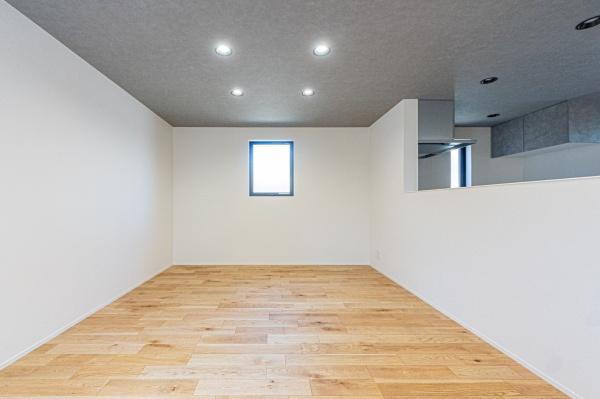 綾瀬市深谷中７丁目の新築一戸建