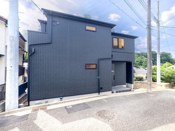 横浜市神奈川区菅田町の新築一戸建