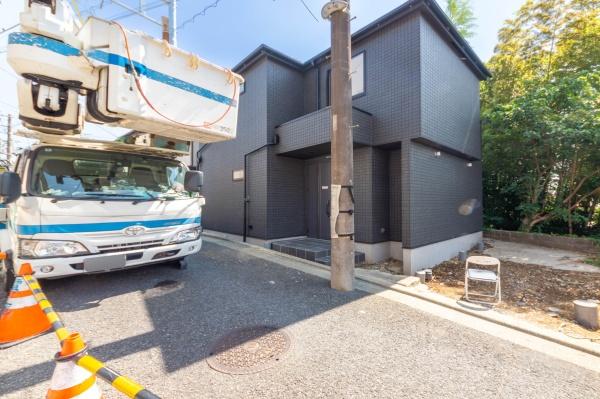 横浜市神奈川区菅田町の新築一戸建