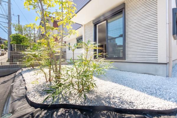 横須賀市湘南鷹取５丁目の新築一戸建