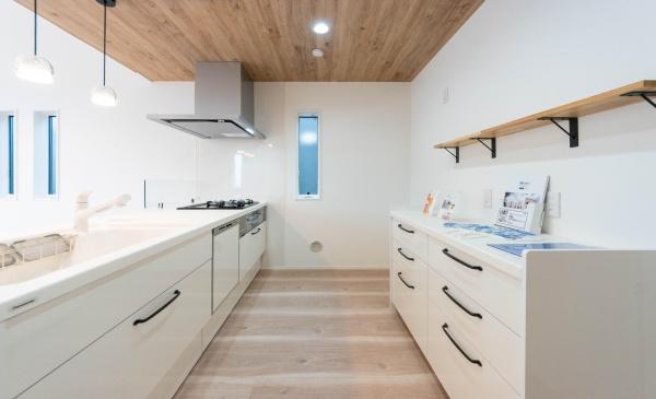 横浜市港南区港南１丁目の新築一戸建