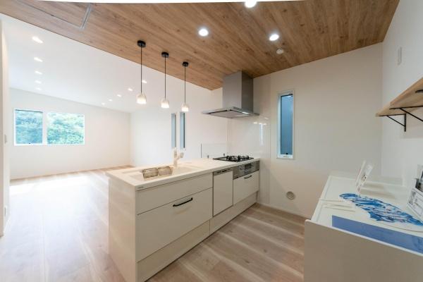 横浜市港南区港南１丁目の新築一戸建