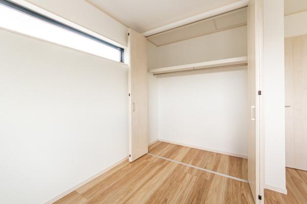 横浜市旭区二俣川2丁目の新築一戸建(収納)