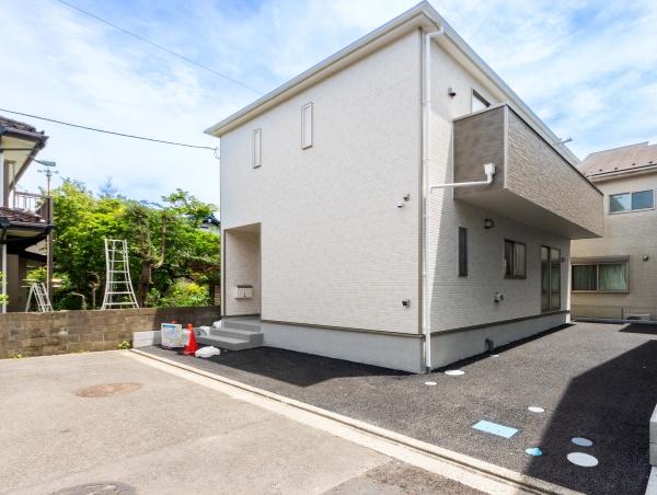 相模原市南区麻溝台８丁目の新築一戸建