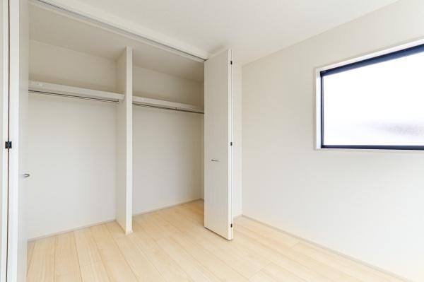 横須賀市湘南鷹取５丁目の新築一戸建