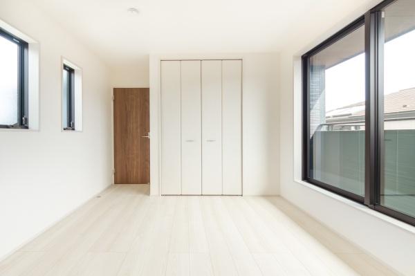 横須賀市湘南鷹取５丁目の新築一戸建