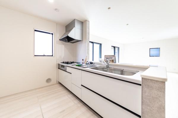 横須賀市湘南鷹取５丁目の新築一戸建