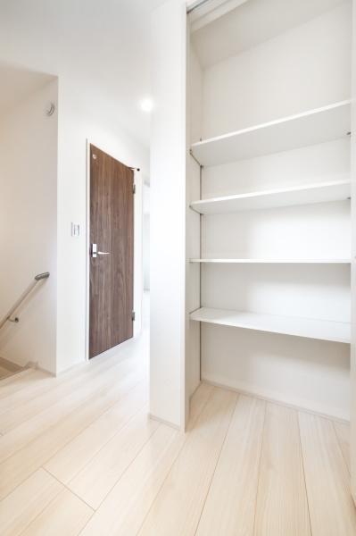 横須賀市湘南鷹取５丁目の新築一戸建