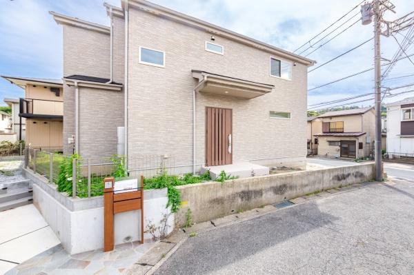 横須賀市長沢４丁目の新築一戸建
