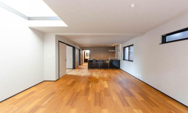 横浜市戸塚区戸塚町の新築一戸建