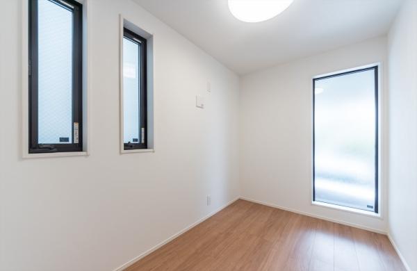 横浜市戸塚区戸塚町の中古一戸建て(洋室)