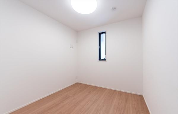 横浜市戸塚区戸塚町の中古一戸建て(洋室)