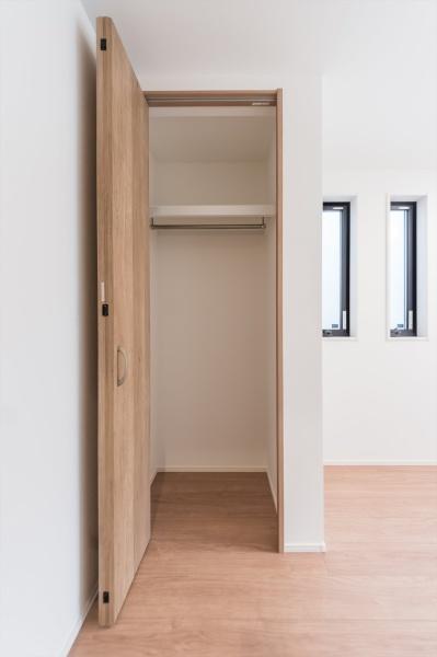 横浜市戸塚区戸塚町の中古一戸建て(収納)