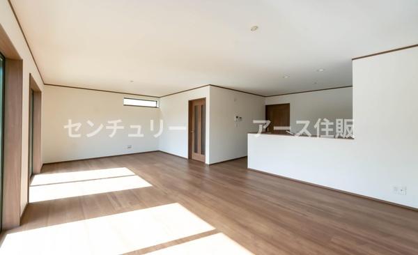 町田市成瀬2丁目の新築一戸建(リビング)