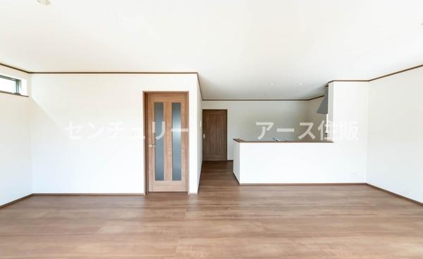 町田市成瀬2丁目の新築一戸建(リビング)