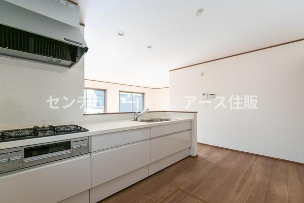 町田市成瀬2丁目の新築一戸建(キッチン)