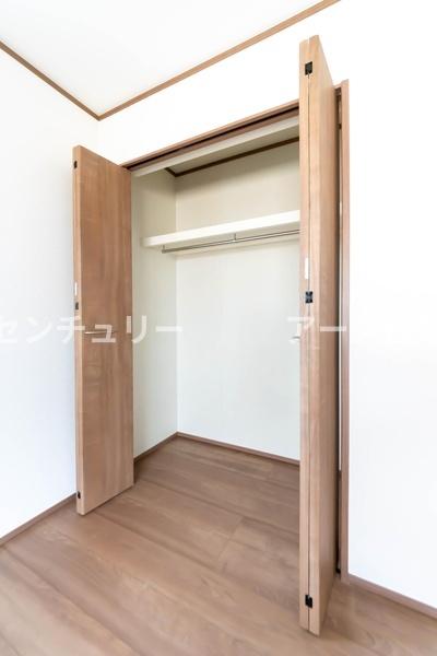 町田市成瀬2丁目の新築一戸建(収納)