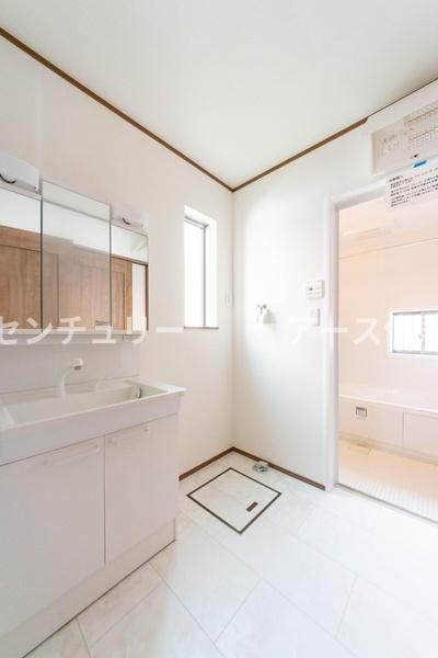 町田市成瀬2丁目の新築一戸建(洗面台・洗面所)