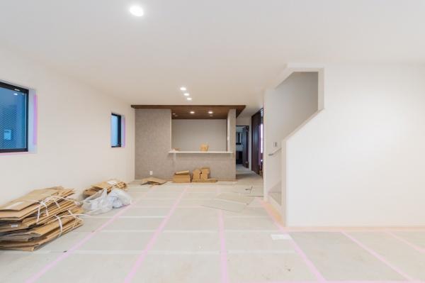 横浜市港北区大曽根3丁目の新築一戸建(リビング)