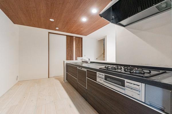 横浜市港北区大曽根3丁目の新築一戸建(キッチン)