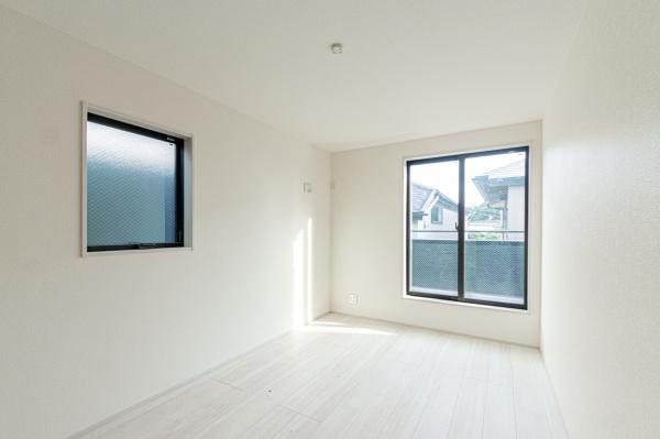 横浜市港北区大曽根3丁目の新築一戸建(洋室)