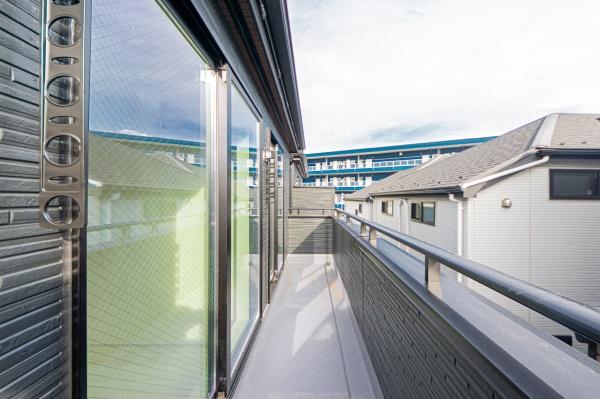 横浜市港北区大曽根3丁目の新築一戸建(バルコニー)