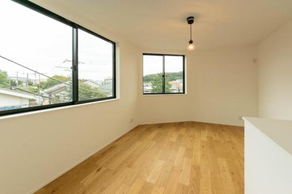 横浜市鶴見区馬場1丁目の新築一戸建(洋室)