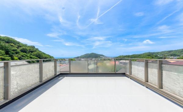 三浦郡葉山町一色の中古一戸建