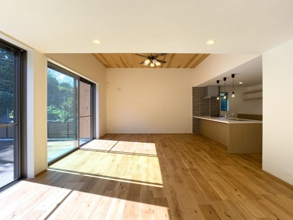 鎌倉市梶原３丁目の新築一戸建