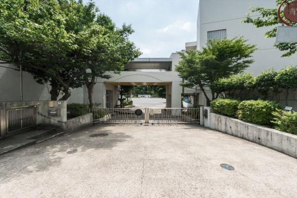 横浜市戸塚区上倉田町の中古一戸建て(横浜市立倉田小学校)
