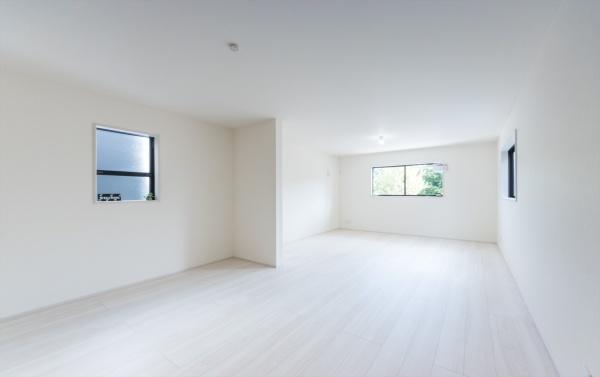 逗子市沼間5丁目の新築一戸建(リビング)