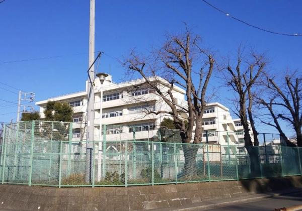横浜市泉区上飯田町の新築一戸建(上飯田中学校)