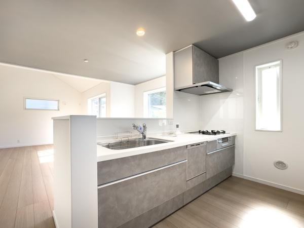 鎌倉市今泉３丁目の新築一戸建