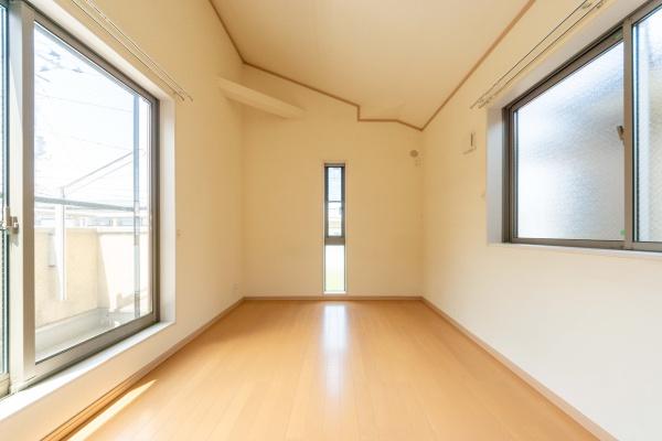 横浜市保土ケ谷区新桜ケ丘１丁目の中古一戸建て