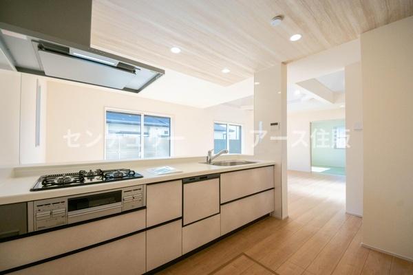 横浜市金沢区釜利谷西６丁目の新築一戸建