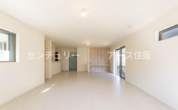 横須賀市湘南鷹取５丁目の新築一戸建